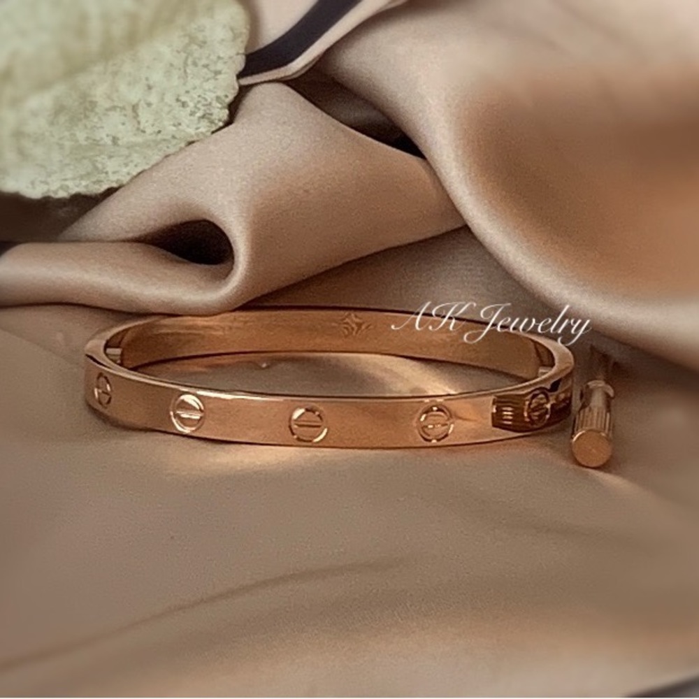 💎LUXURY ROSE GOLD LOVE Screw Design, Bangle, Bracelet